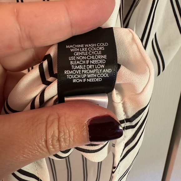 Torrid White and Black Striped Blouse size 0 - Picture 5 of 5